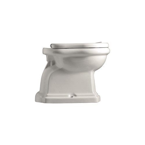 Classic sanitary ceramics for a bathroom with evergreen charm